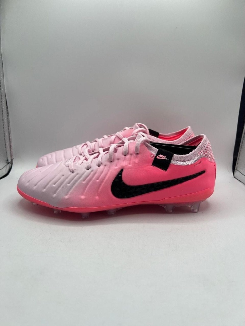 Nike Tiempo Legend 10 Elite AG “Pink Black” Size 5 Mens